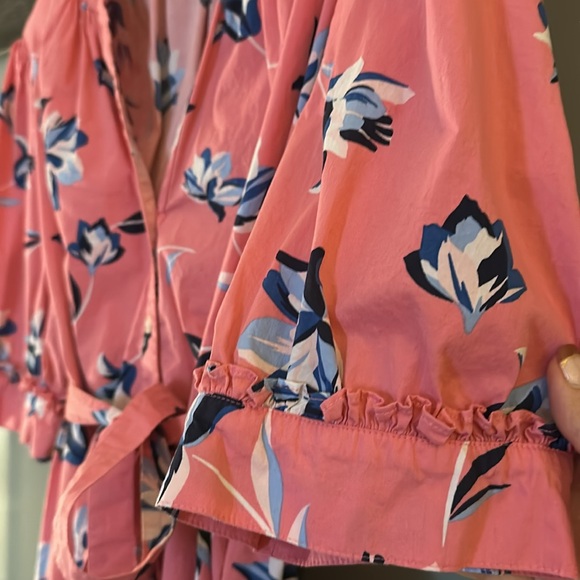 Draper James 2X tiered, a-line midi dress with separate belt and button front. - Picture 3 of 7